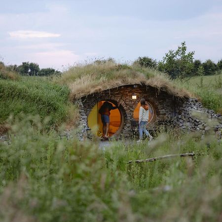 Mayo Glamping Castlebar Bagian luar foto